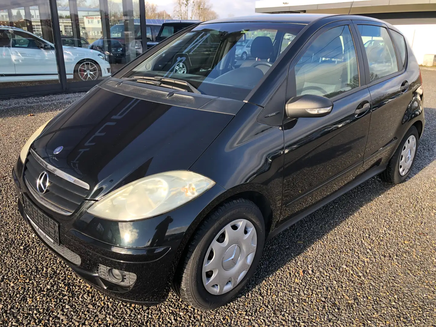 Mercedes-Benz A 170 CLASSIC*Klima*Licht- und Sicht-Paket*3.Hand* Schwarz - 1