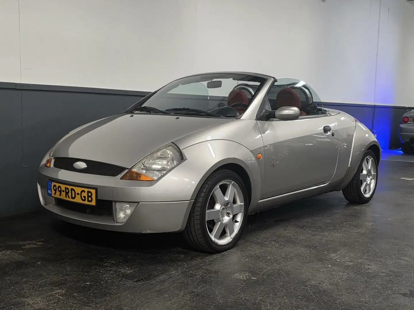 Ford Streetka 1.6 Futura | Nw APK | Cabrio | Airco | Stoelv Gri - 2