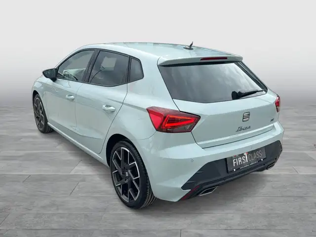 SEAT Ibiza view 4