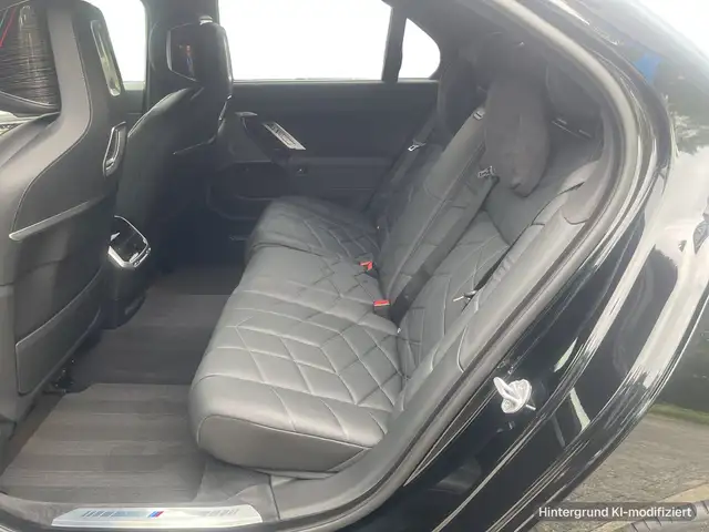 BMW M view 11