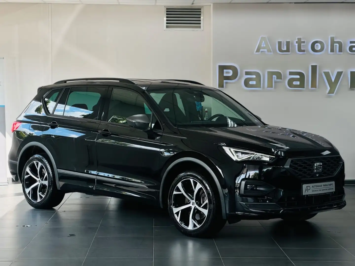 SEAT Tarraco FR 4Drive *AHK*LED*ACC*KAM*NAVI Noir - 1