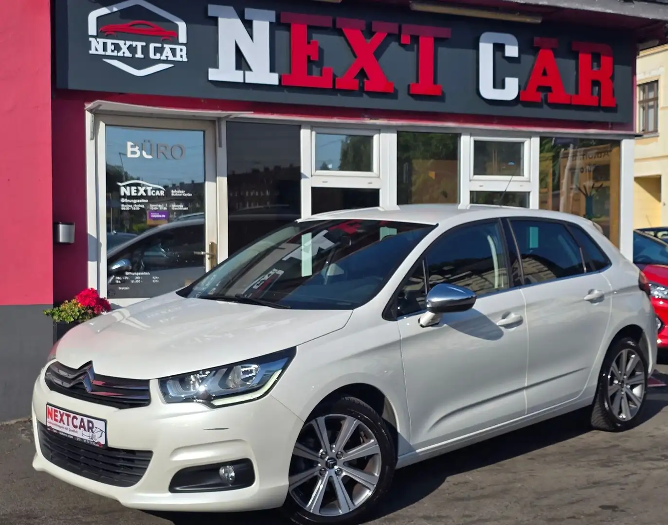 Citroen C4 1.2 PureTech 130 Selection Weiß - 1