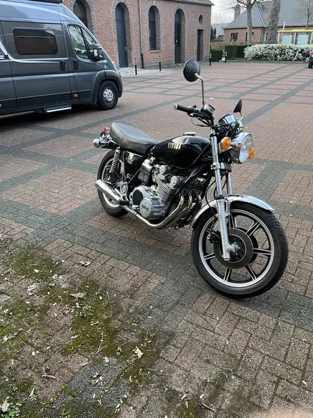Yamaha XS 750 - foto 5
