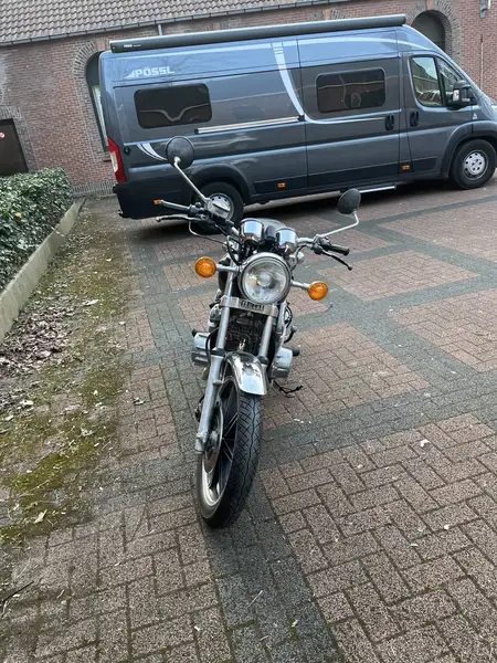 Yamaha XS 750 - foto 4