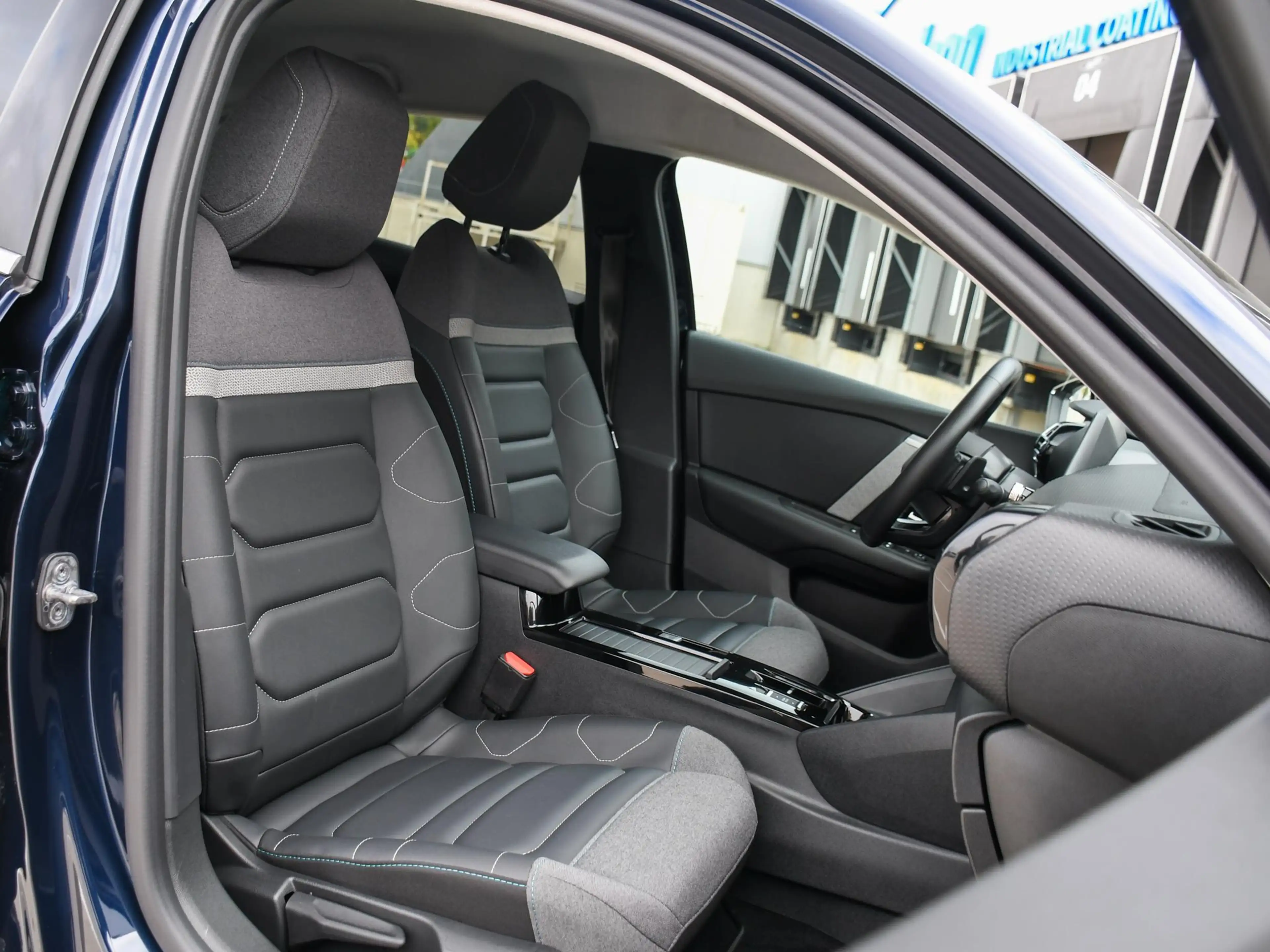 Citroen C4 X Max 1.2 Puretech 130pk Automaat DODE HOEK | ADAPT. — photo 11