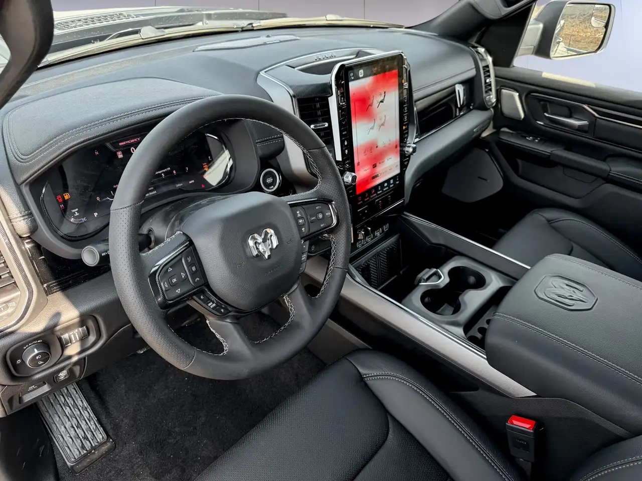 RAM 1500 снимка RAM 1500