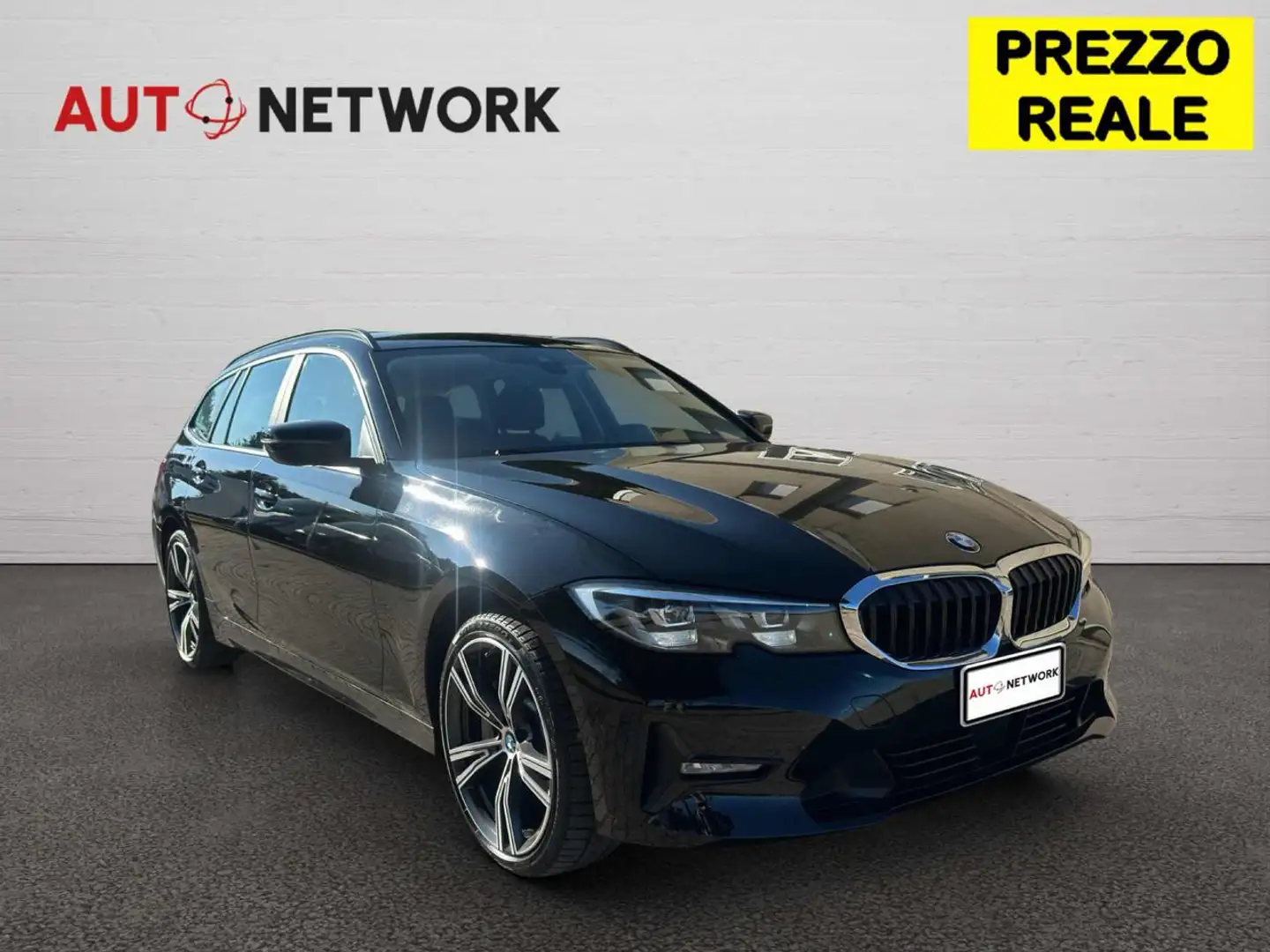 BMW 330 e xDrive Touring Business Advantage Nero - 1