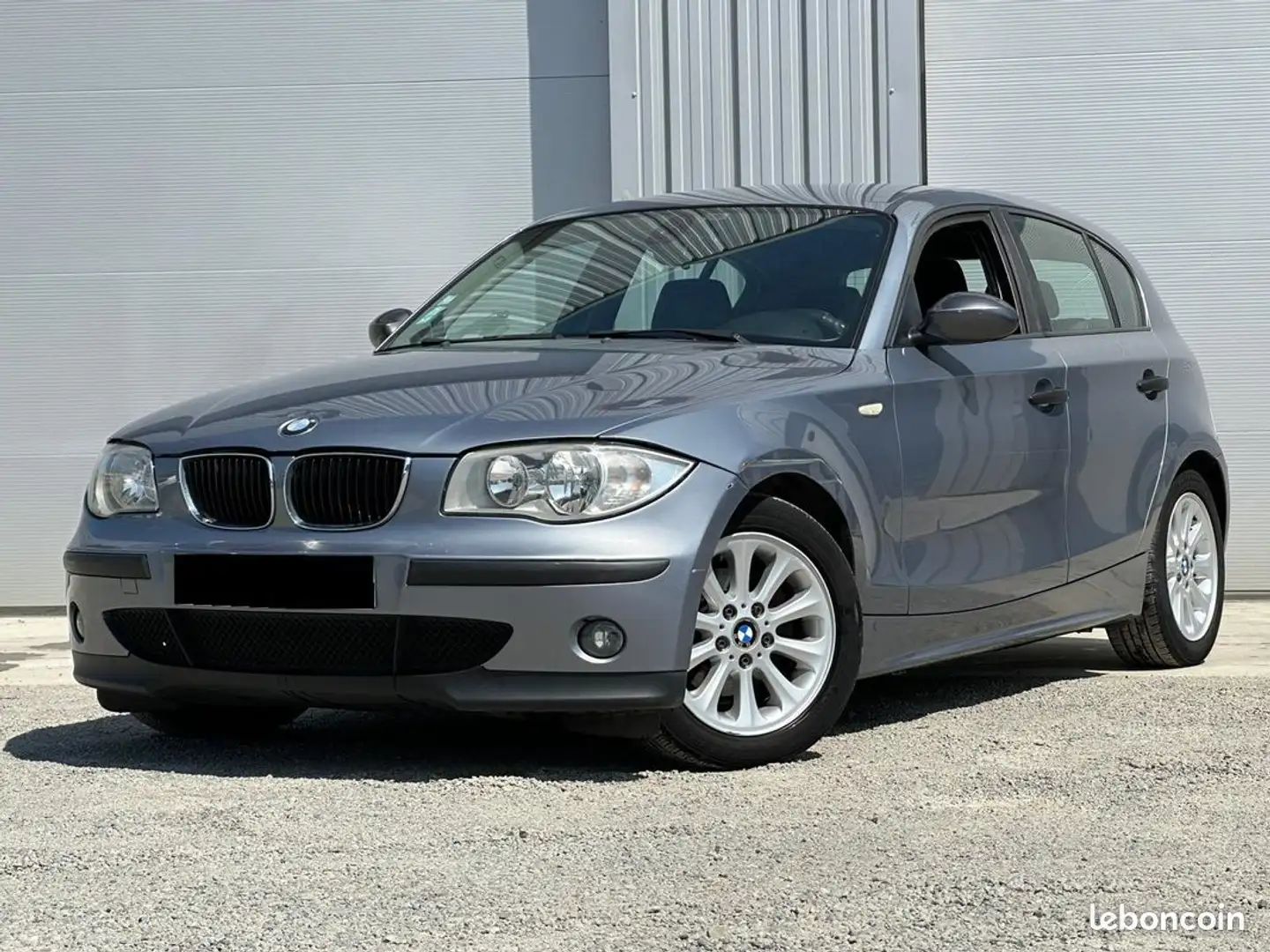 BMW 118 118 D frais à prévoir, BIEN LIRE L'ANNONCE Grau - 1