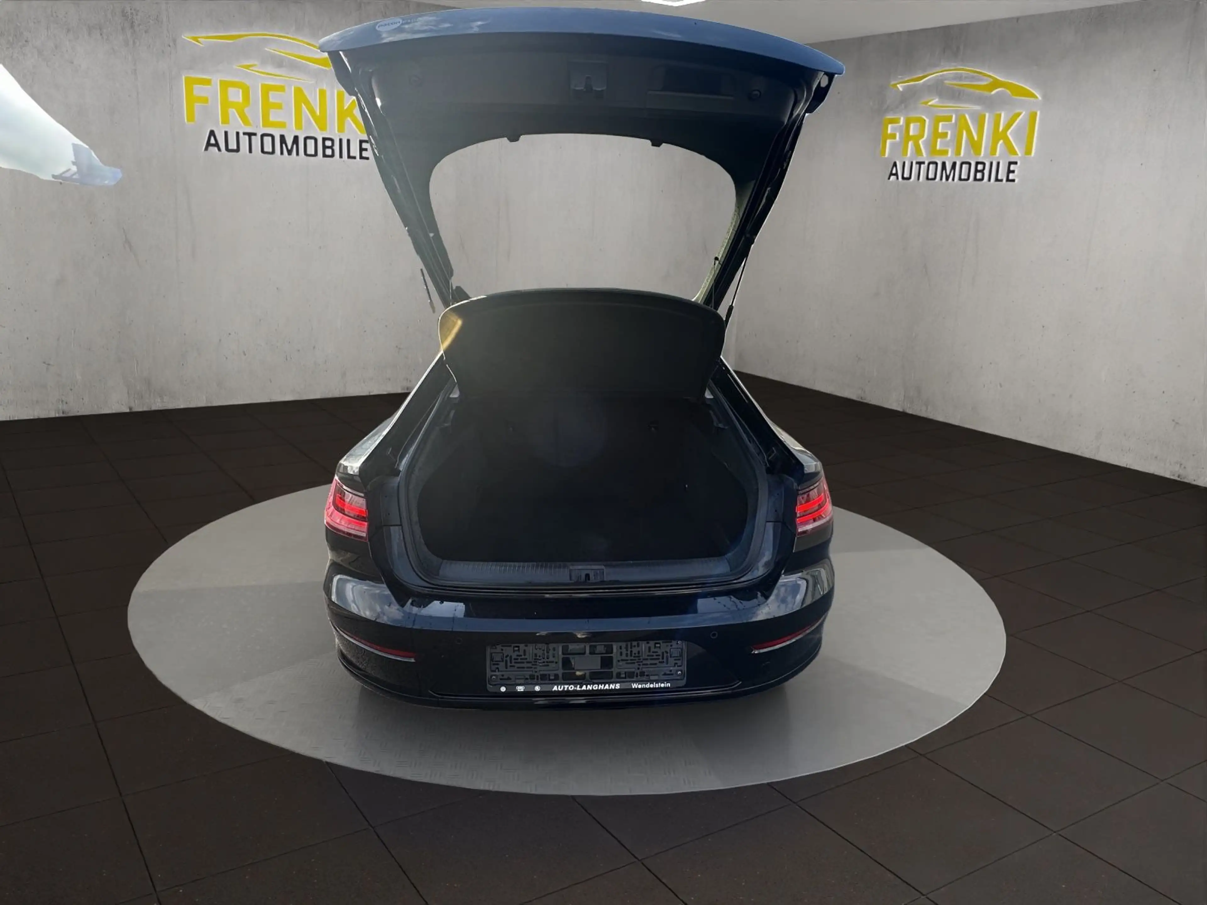 Volkswagen Arteon 2.0 TDI SCR 110kW 7-Gang DSG — photo 13