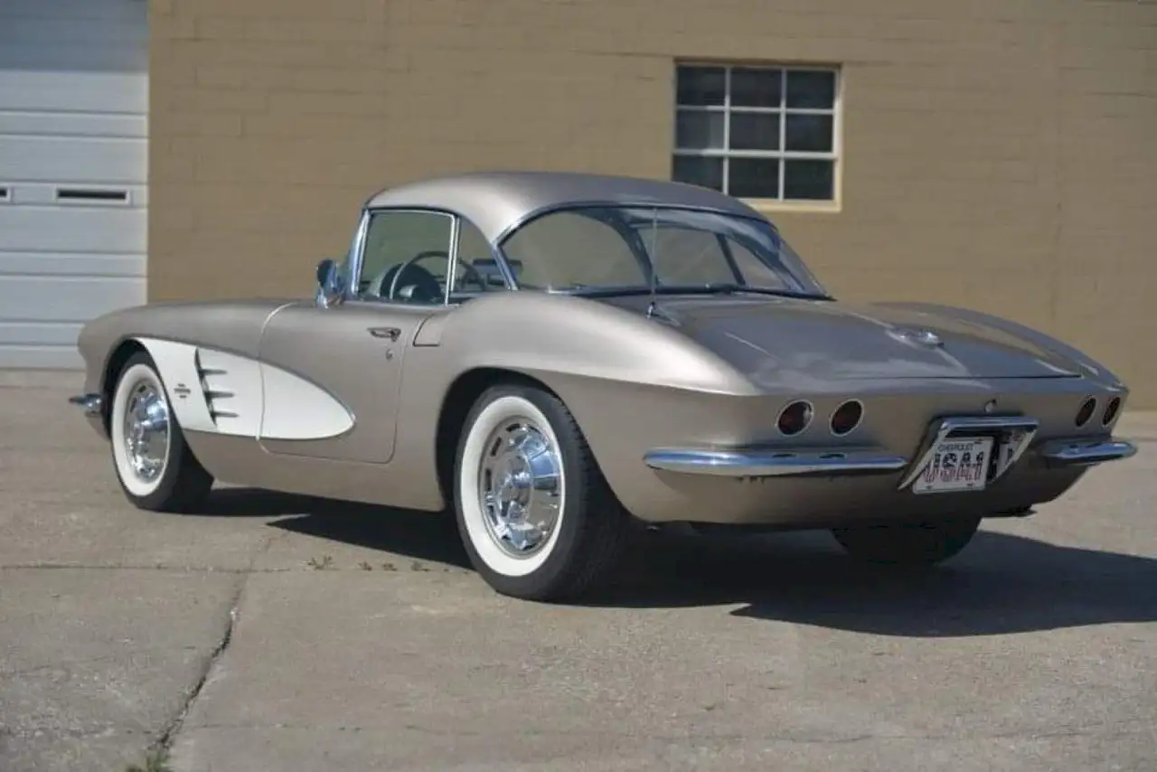 Chevrolet Corvette C1 number matching 270hp, foto 12