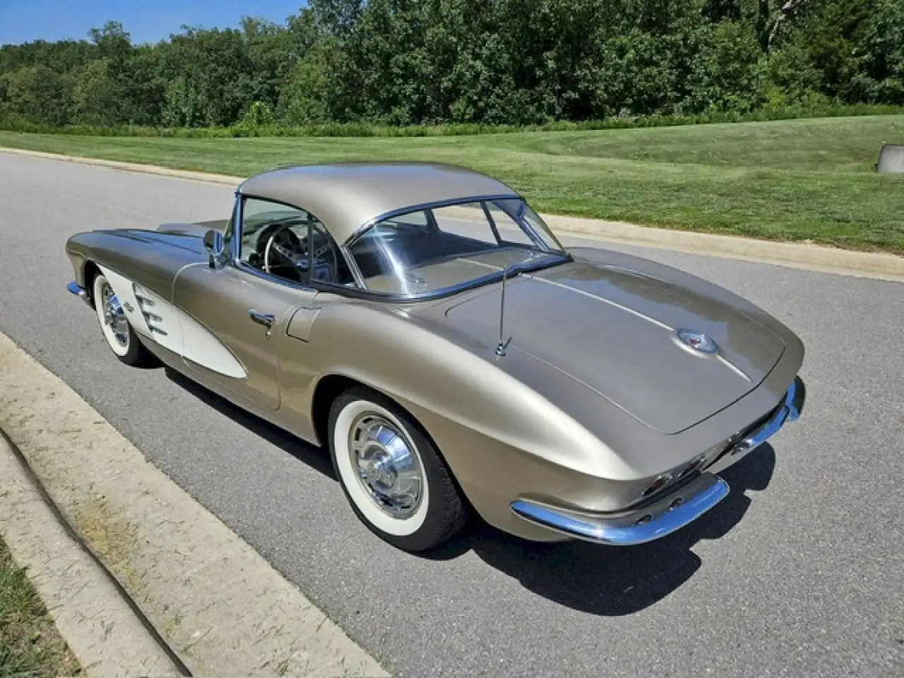 Chevrolet Corvette C1 number matching 270hp, foto 11