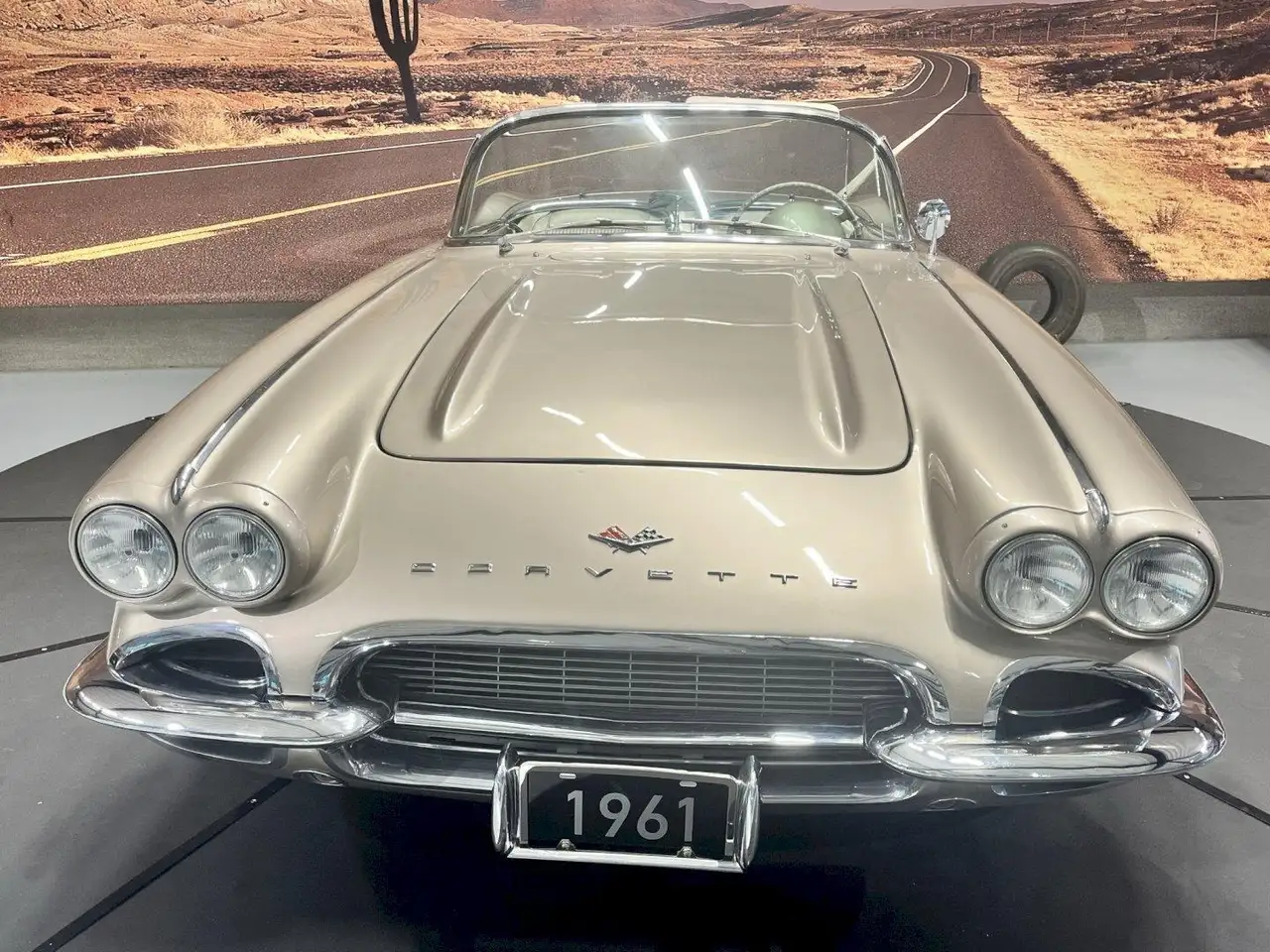 Chevrolet Corvette C1 number matching 270hp, foto 3