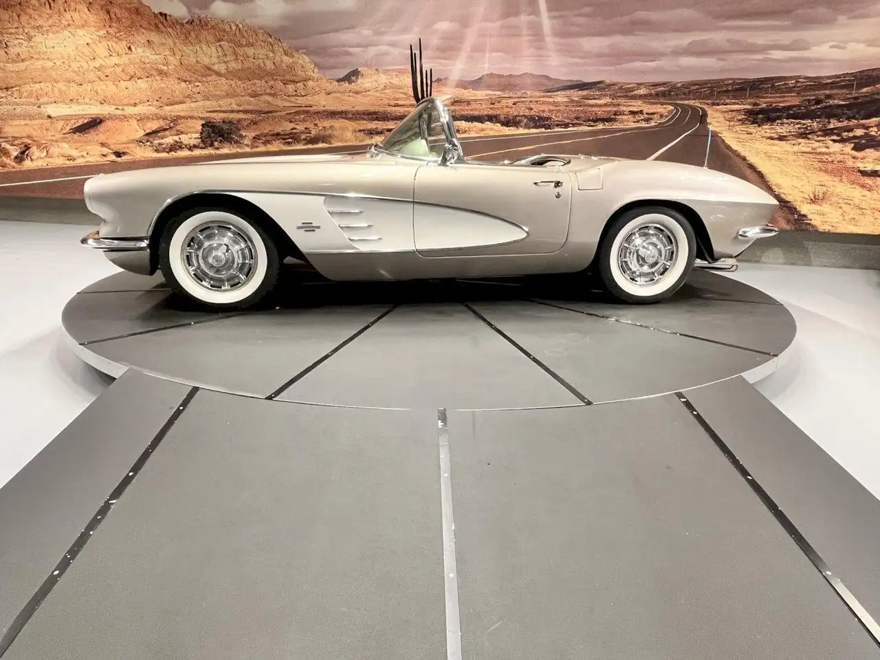 Chevrolet Corvette C1 number matching 270hp, foto 6