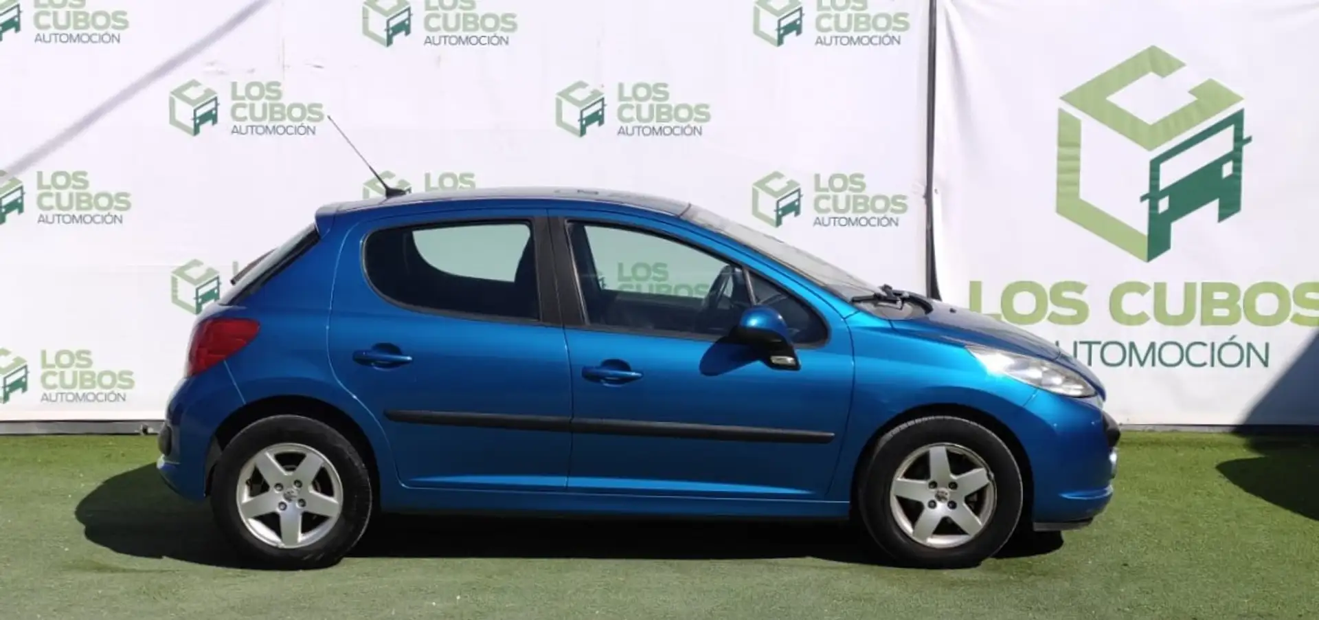 Peugeot 207 1.4i 16v XS Azul - 2