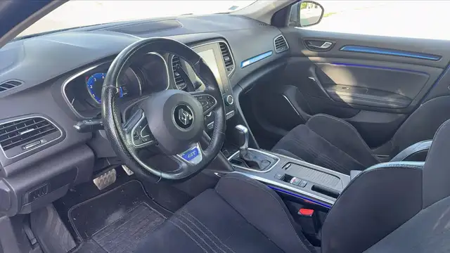 Renault Megane view 8