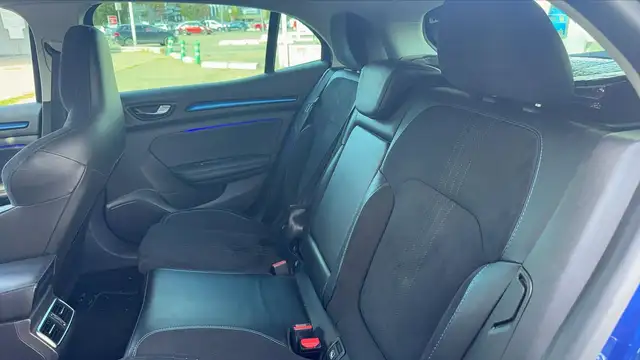 Renault Megane view 9