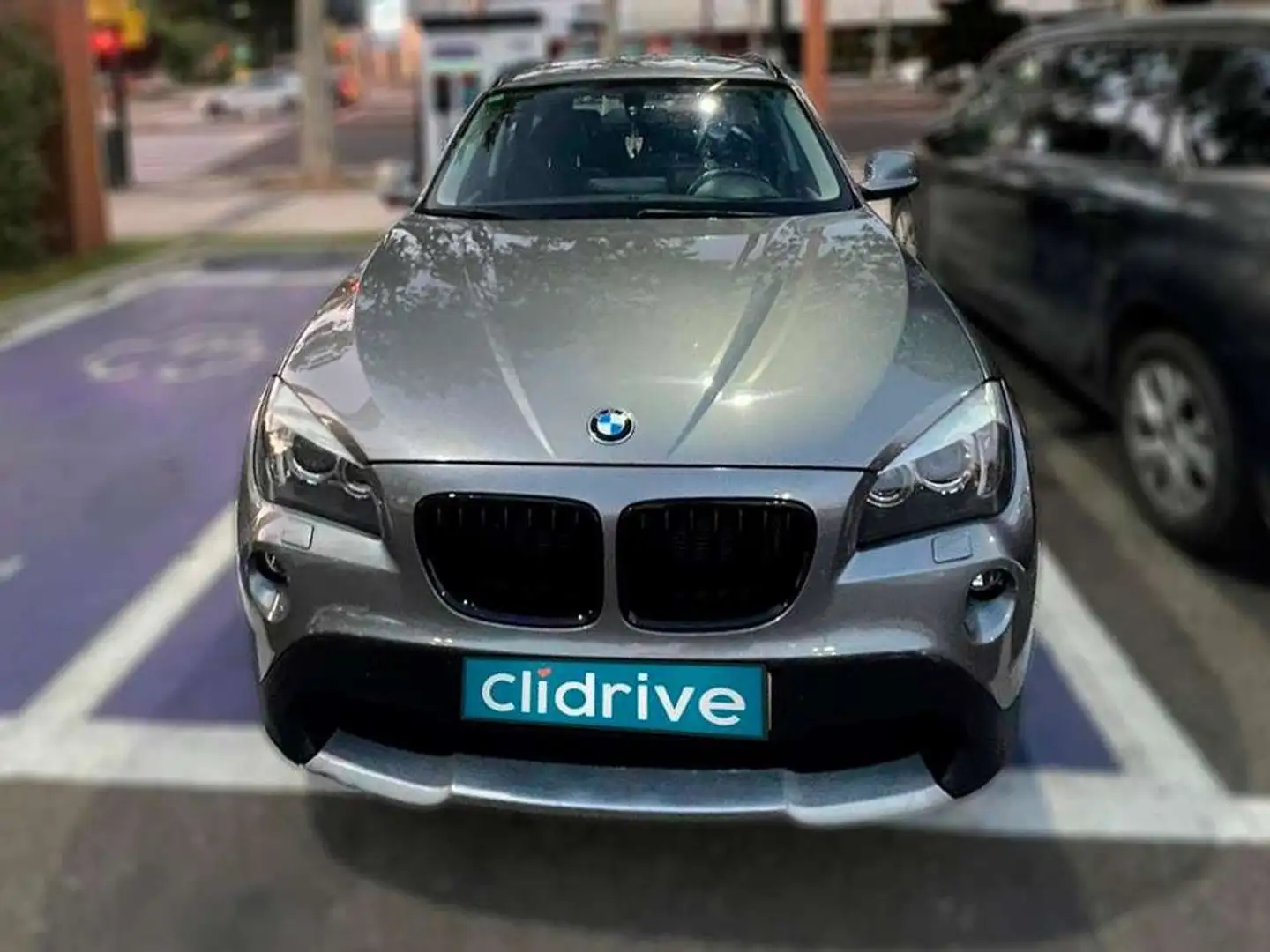 BMW X1 xDrive 20dA Gris - 2