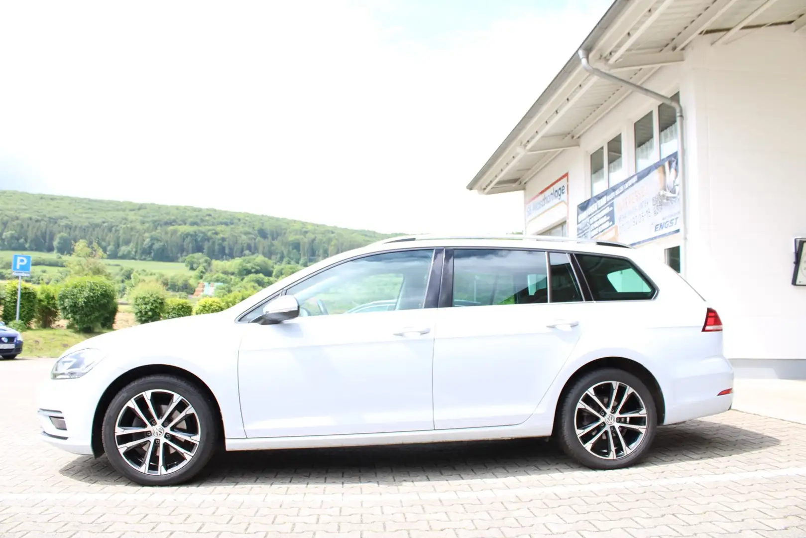 Volkswagen Golf Variant Golf VII Variant "Highline" 1.5 TSI DSG ACC NAVI A Weiß - 2