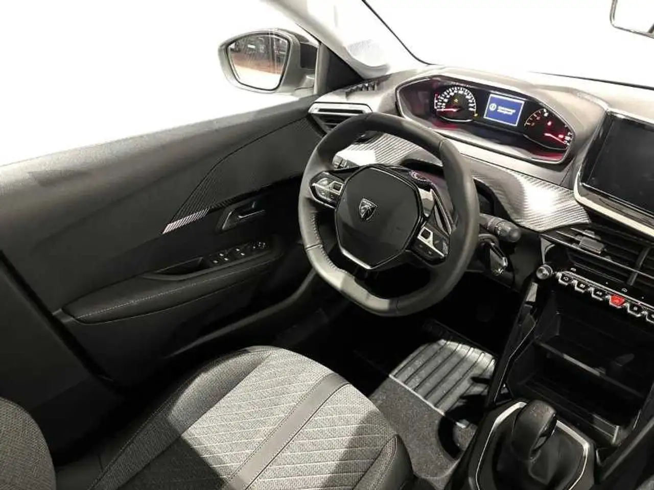 Peugeot 208 2026 — фото 15
