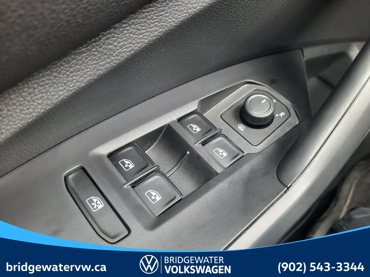 Volkswagen Jetta снимка Volkswagen Jetta