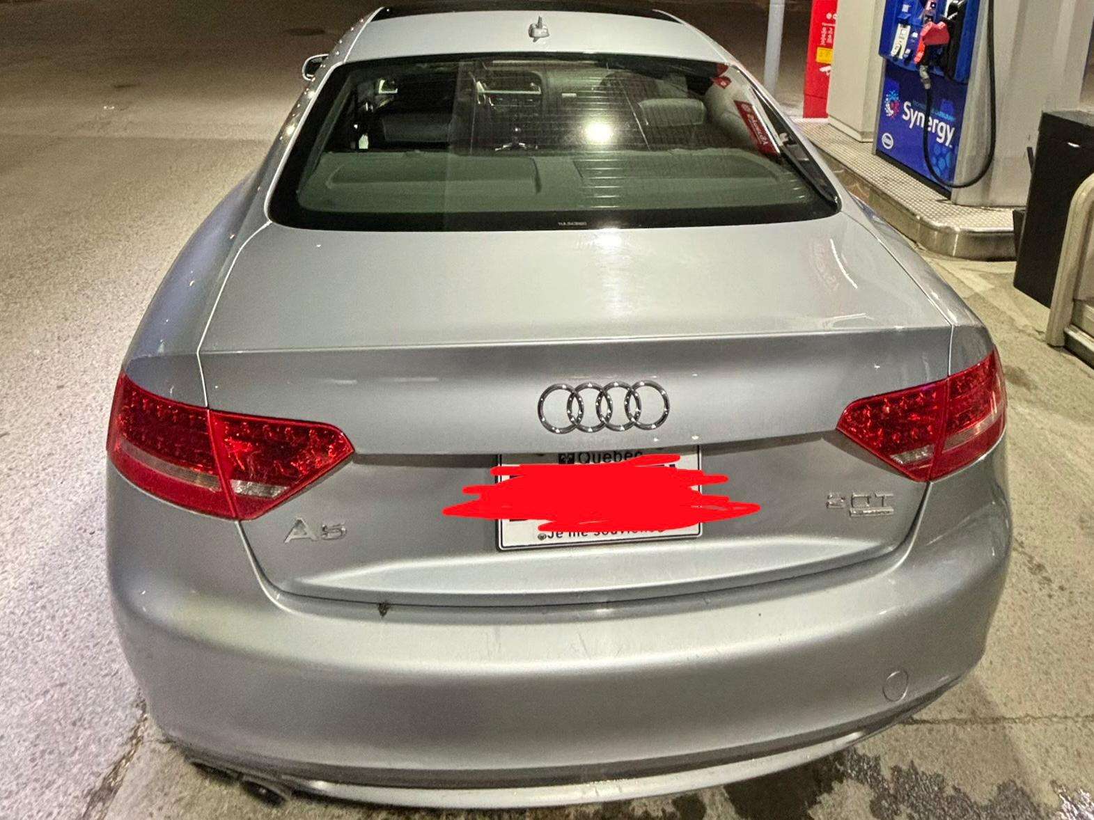 2010 Audi A5 Premium alt 2