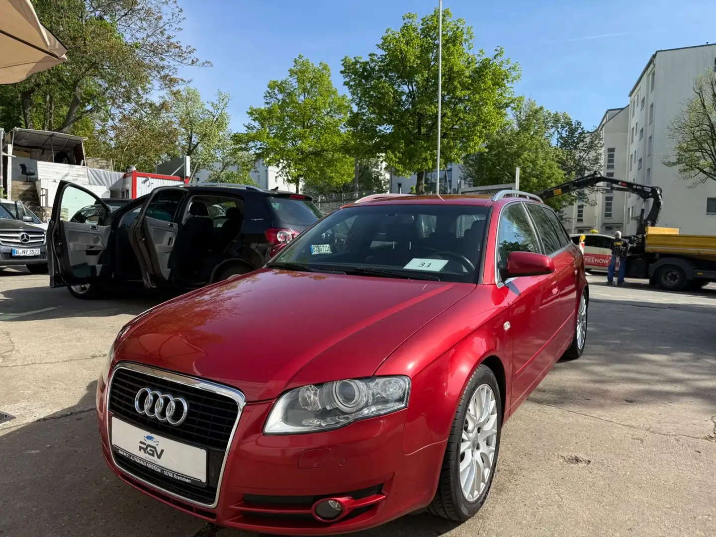 Audi A4 Avant 2,0 Multitronic Red - 1