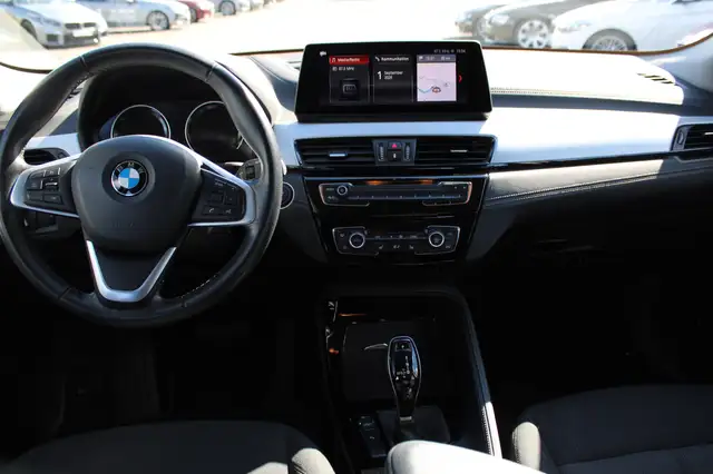 BMW X2 view 10
