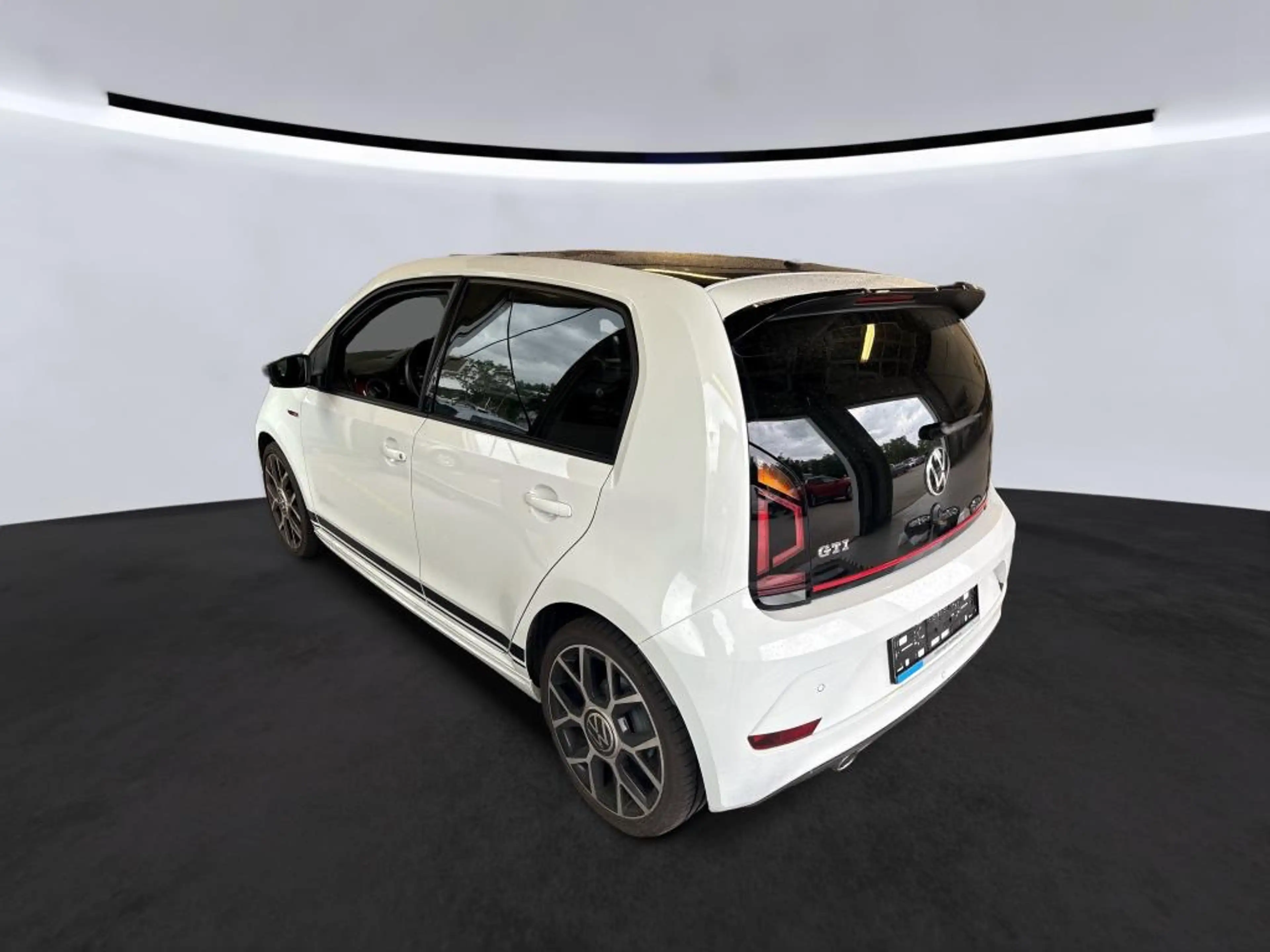 Volkswagen up! GTI ** nur 14.000 km **17Zoll*Dach/Schwarz*KAMERA* — photo 2