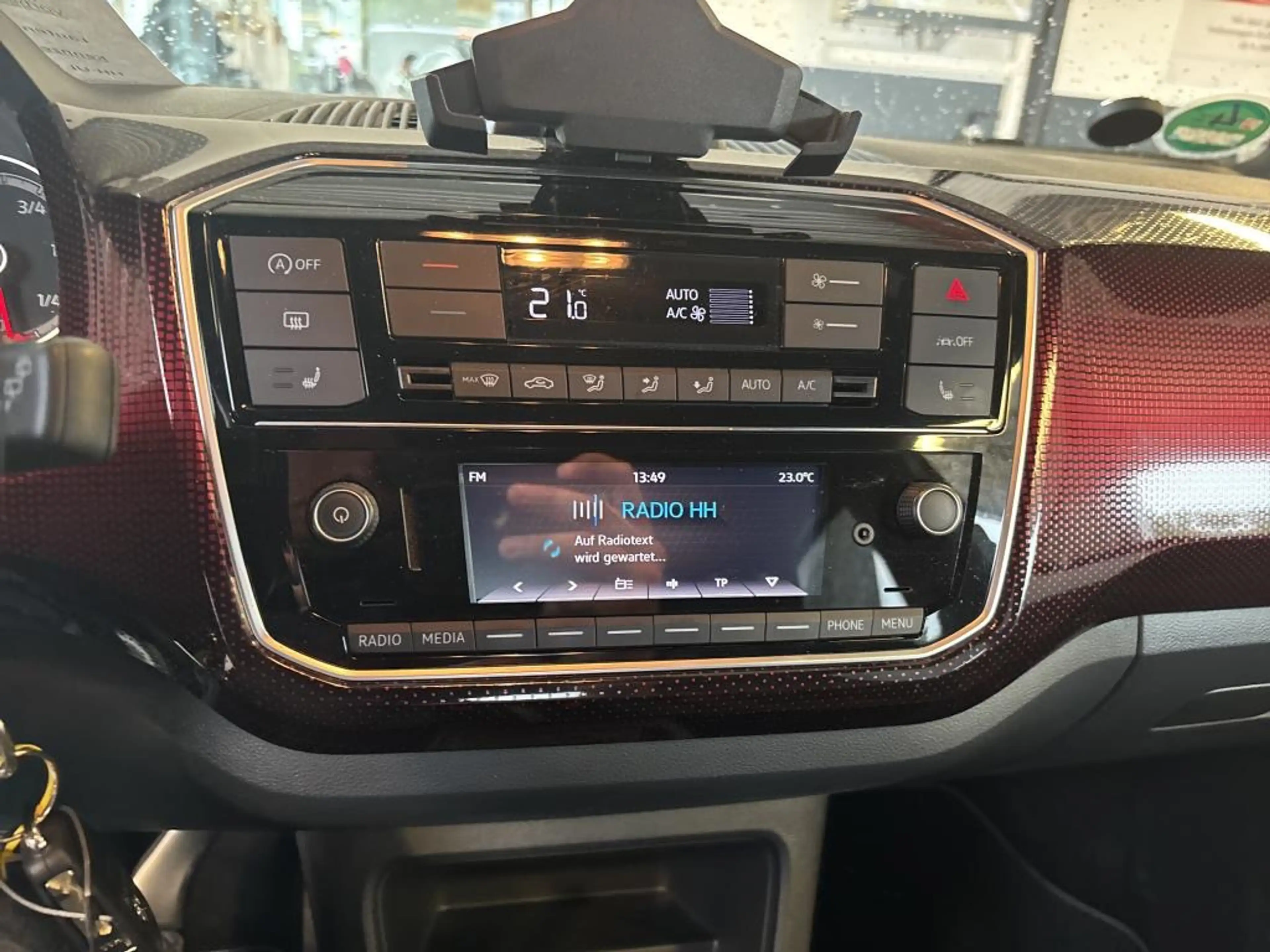 Volkswagen up! GTI ** nur 14.000 km **17Zoll*Dach/Schwarz*KAMERA* — photo 7