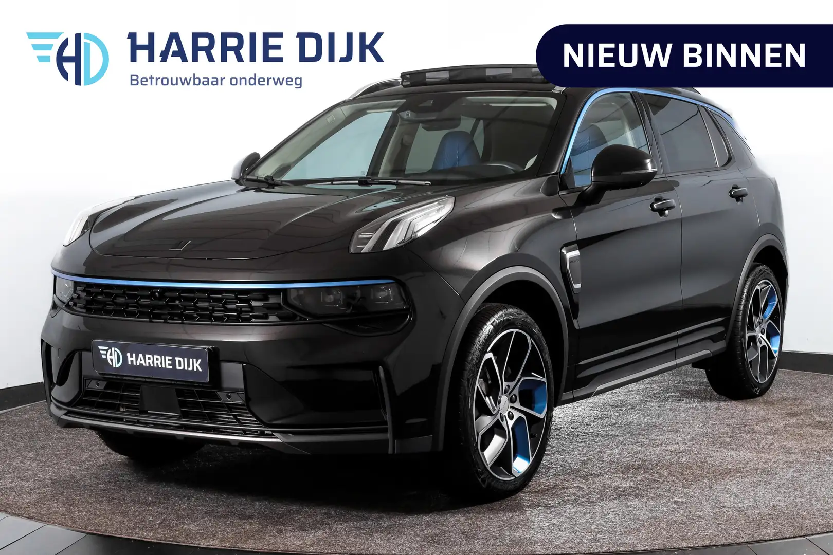 Lynk & Co 01 1.5 PHEV 261PK MY22 | 360 Camera | 7.4 kWh Boordla Zwart - 1