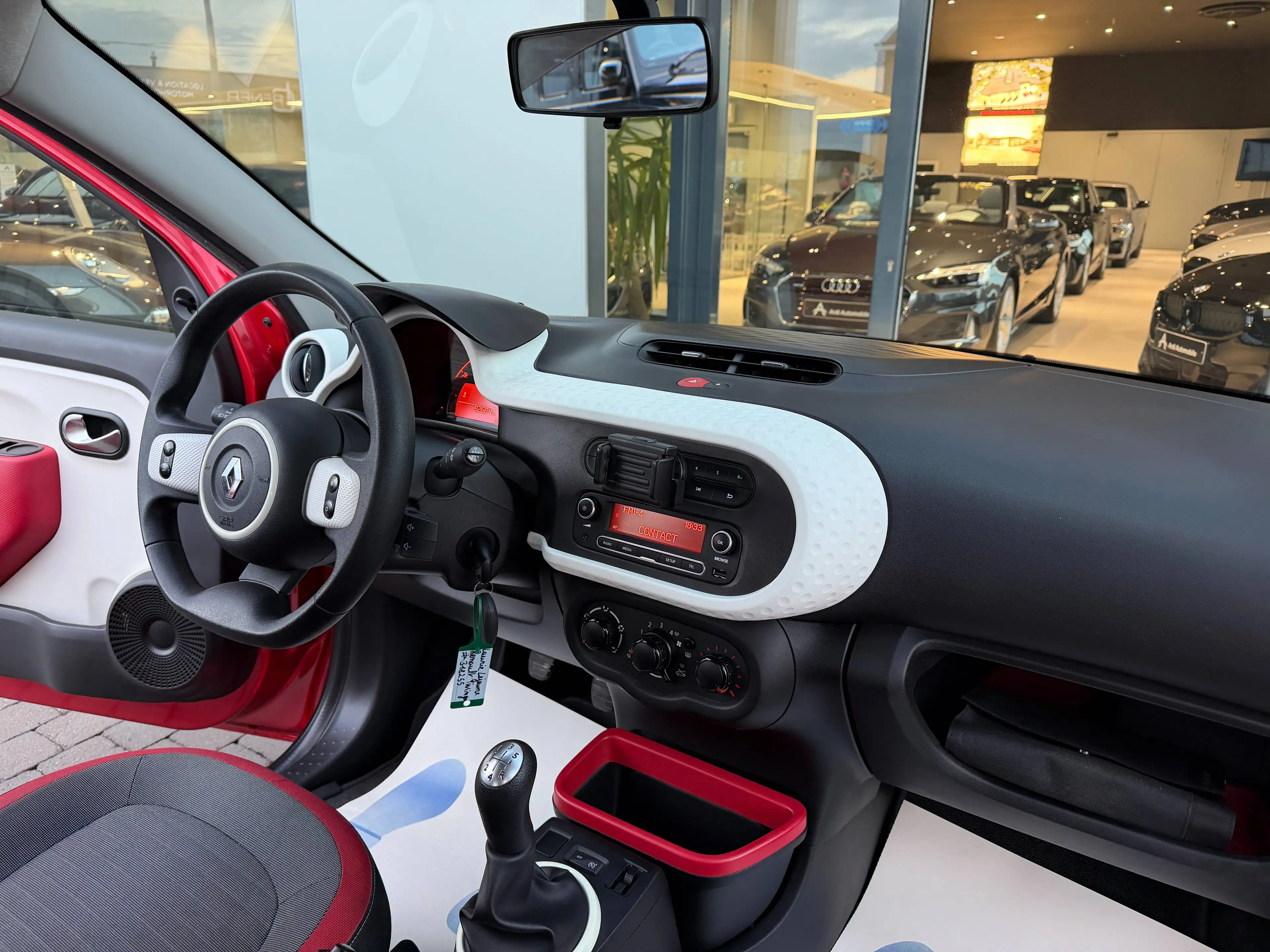 Renault Twingo 1.0i SCe *GARANTIE*1ER PROPRIETAIRE*BLUETOOTH* — photo 9