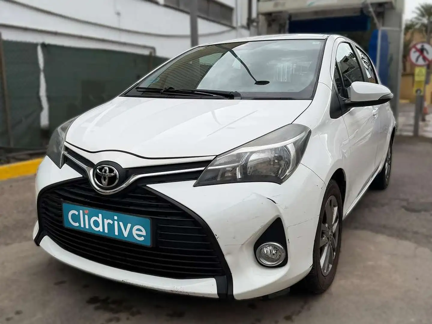 Toyota Yaris 1.0 Active Blanco - 2
