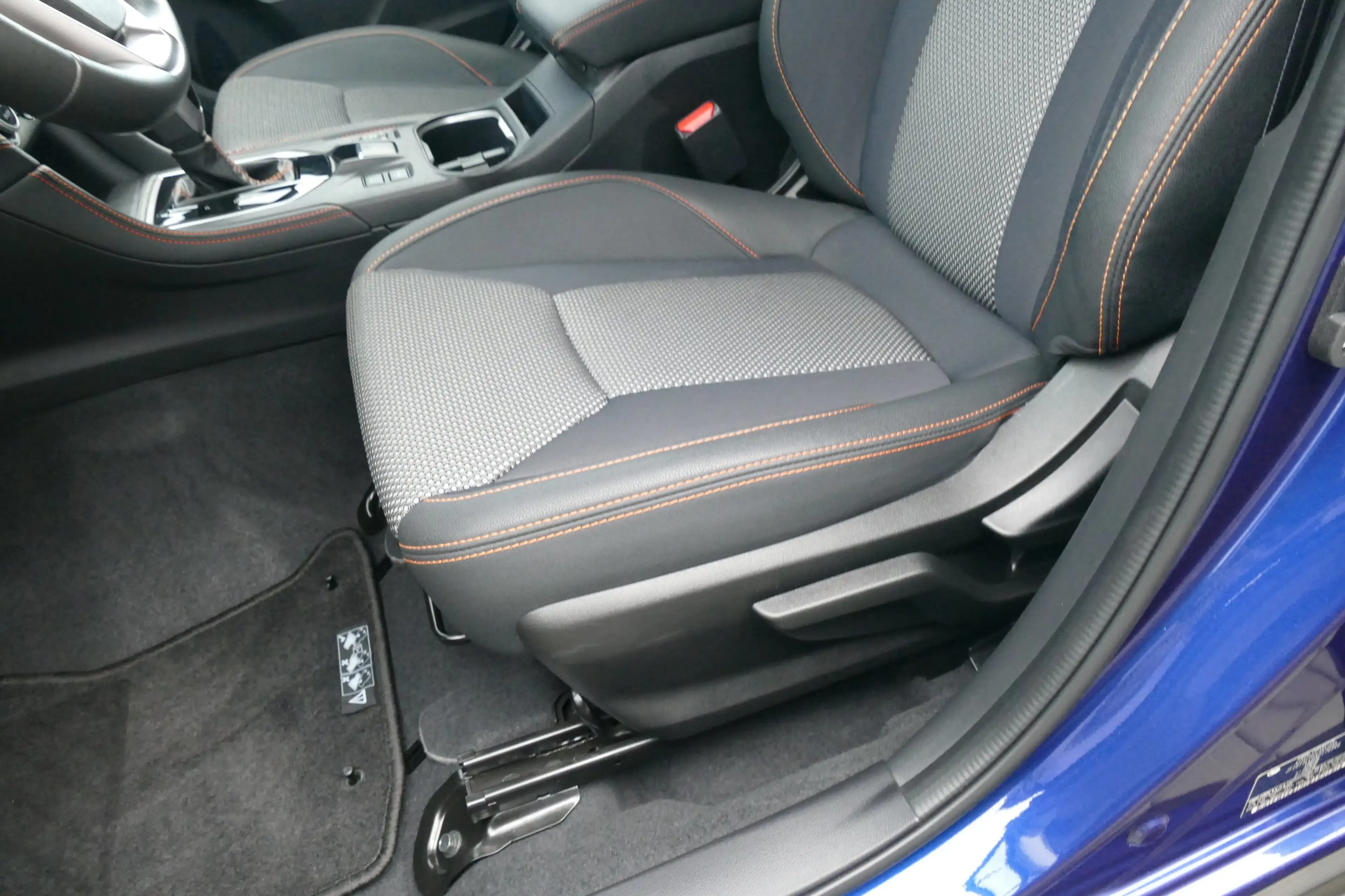 Subaru XV 1.6i COMFORT*4X4*AUTOMATIK*WENIG KM*GARANTIE-2028* — photo 13