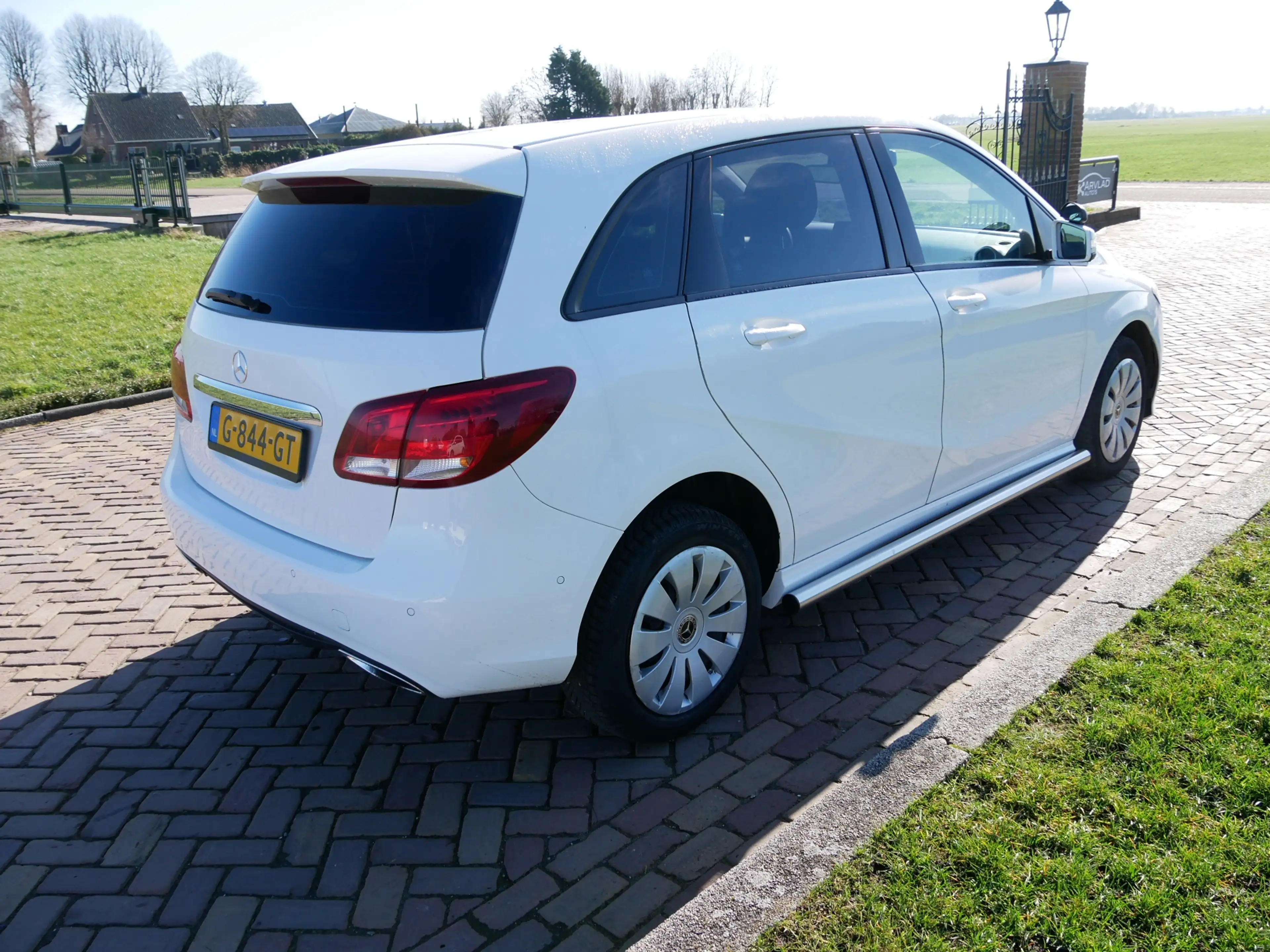 Mercedes-Benz B 220 d Ambition AUT AC **EX POLICE MARGE CAR ** — photo 7