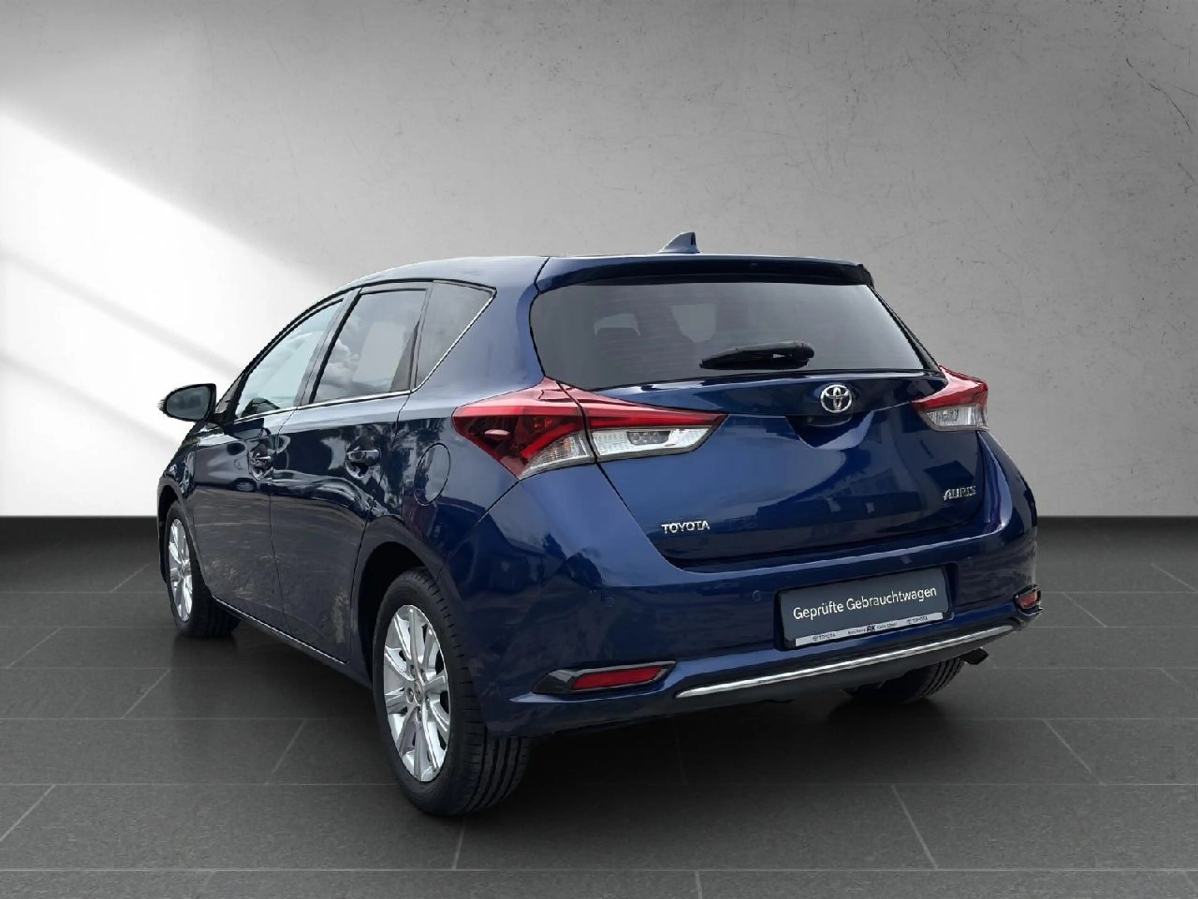 Toyota Auris Comfort — photo 3