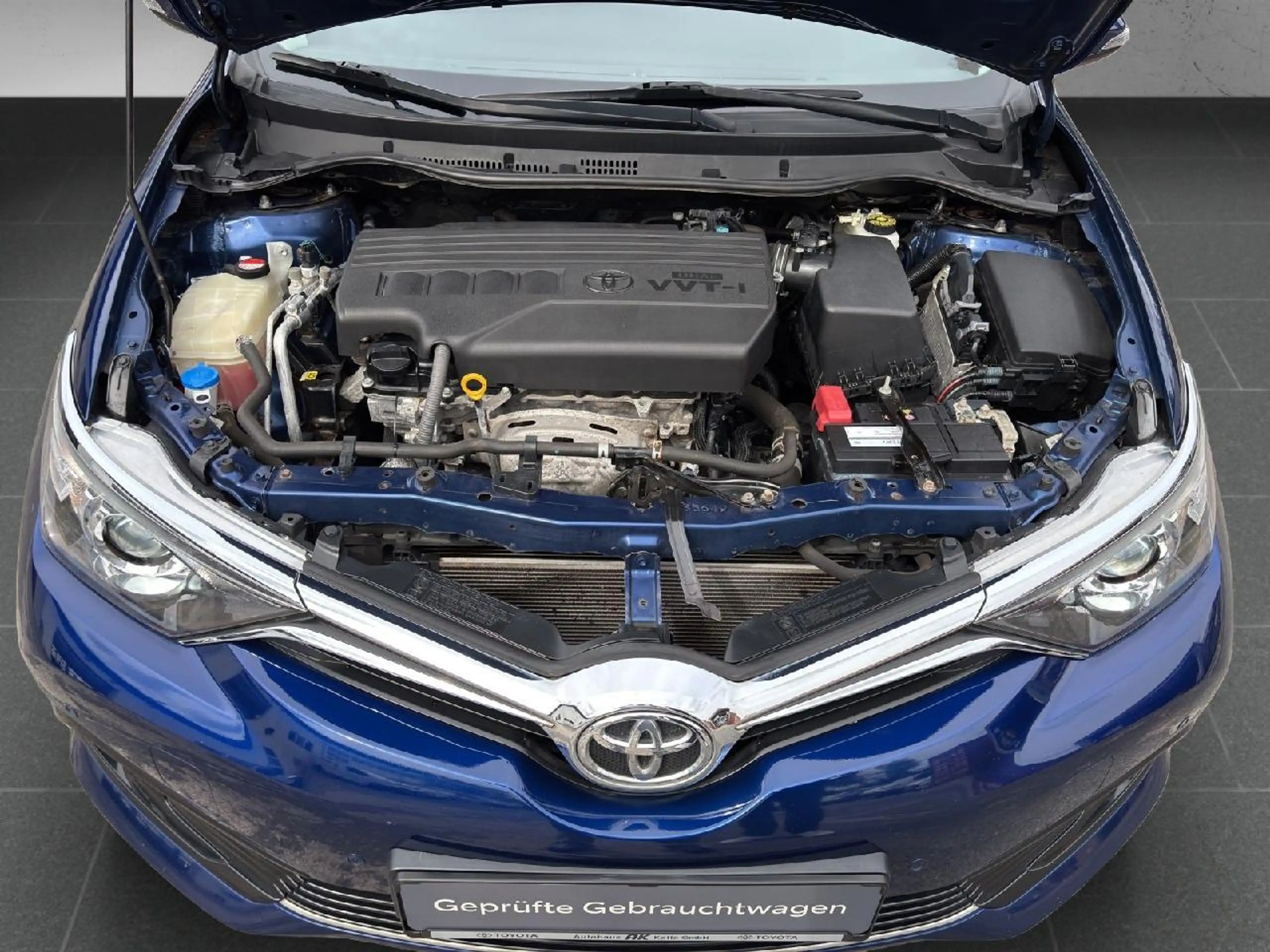 Toyota Auris Comfort — photo 12
