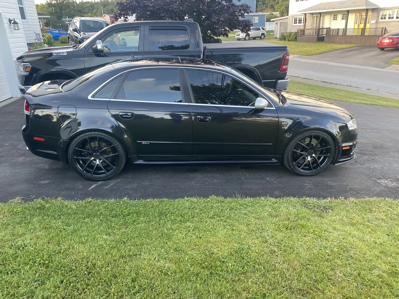 Audi RS4 снимка Audi RS4