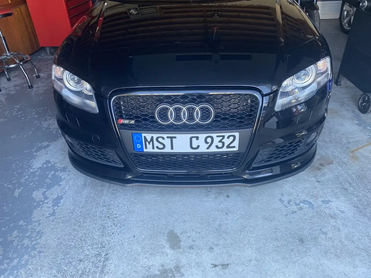 Audi RS4 снимка Audi RS4