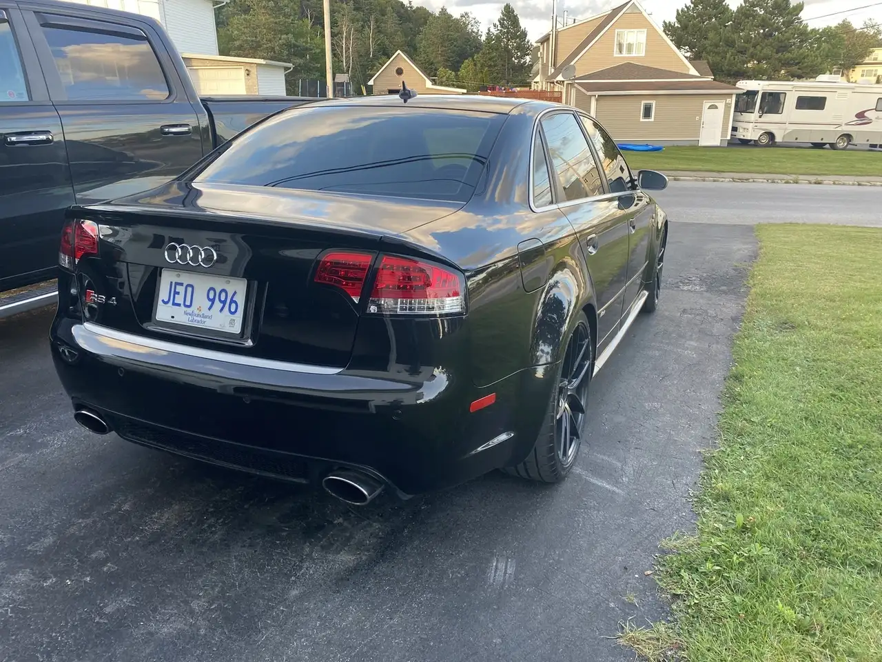 Audi RS4 снимка Audi RS4