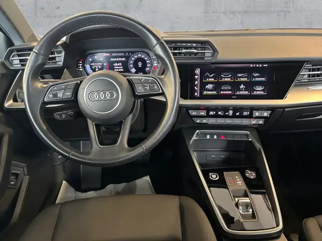 Audi A3 view 9