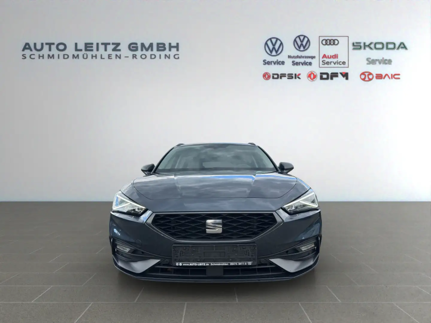 SEAT Leon ST FR 1.5 eTSI DSG ACC Navi VC RFK FaPa-XL Grigio - 2