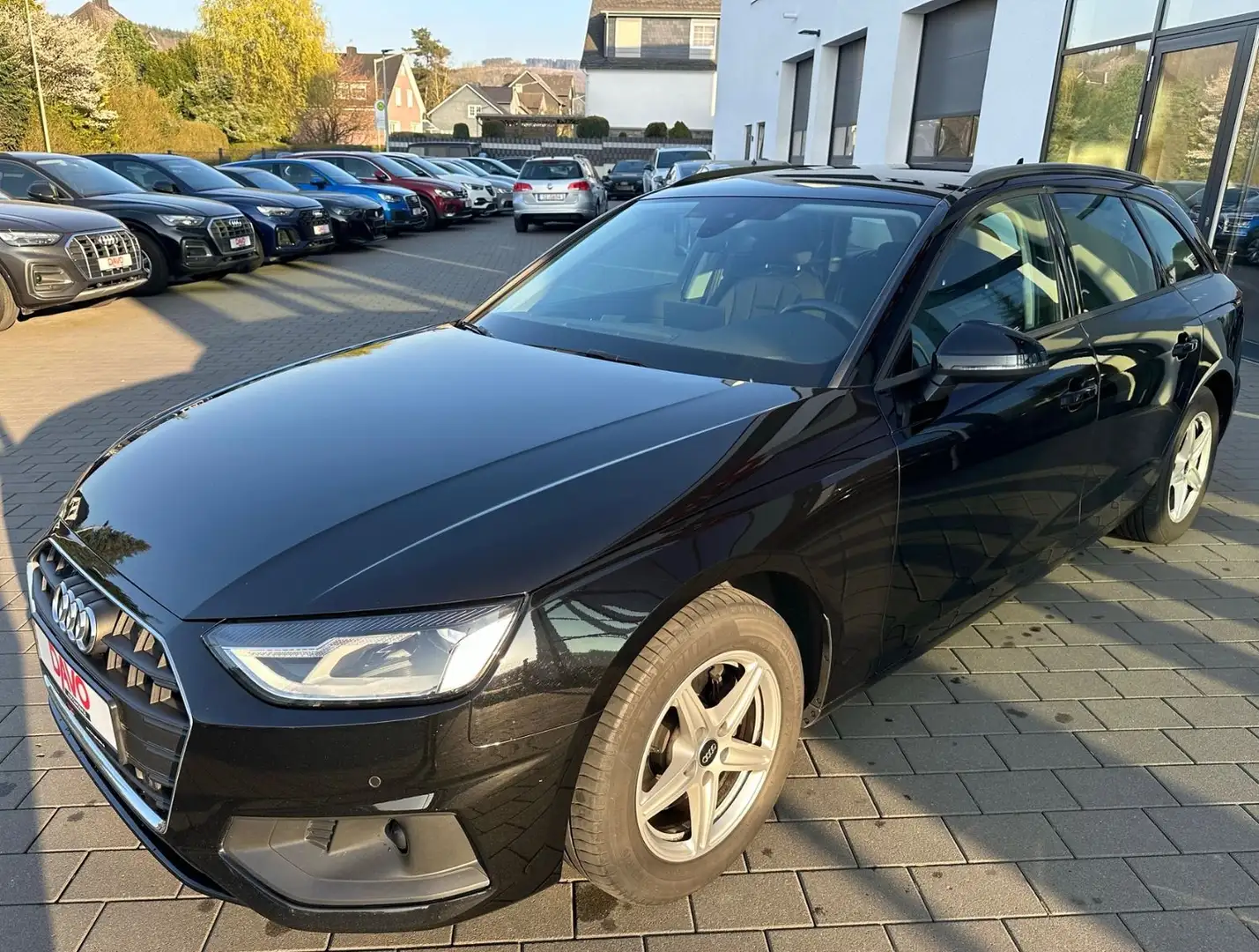 Audi A4 Avant 35 TDI S-tronic/R-Kamera/ACC Noir - 2