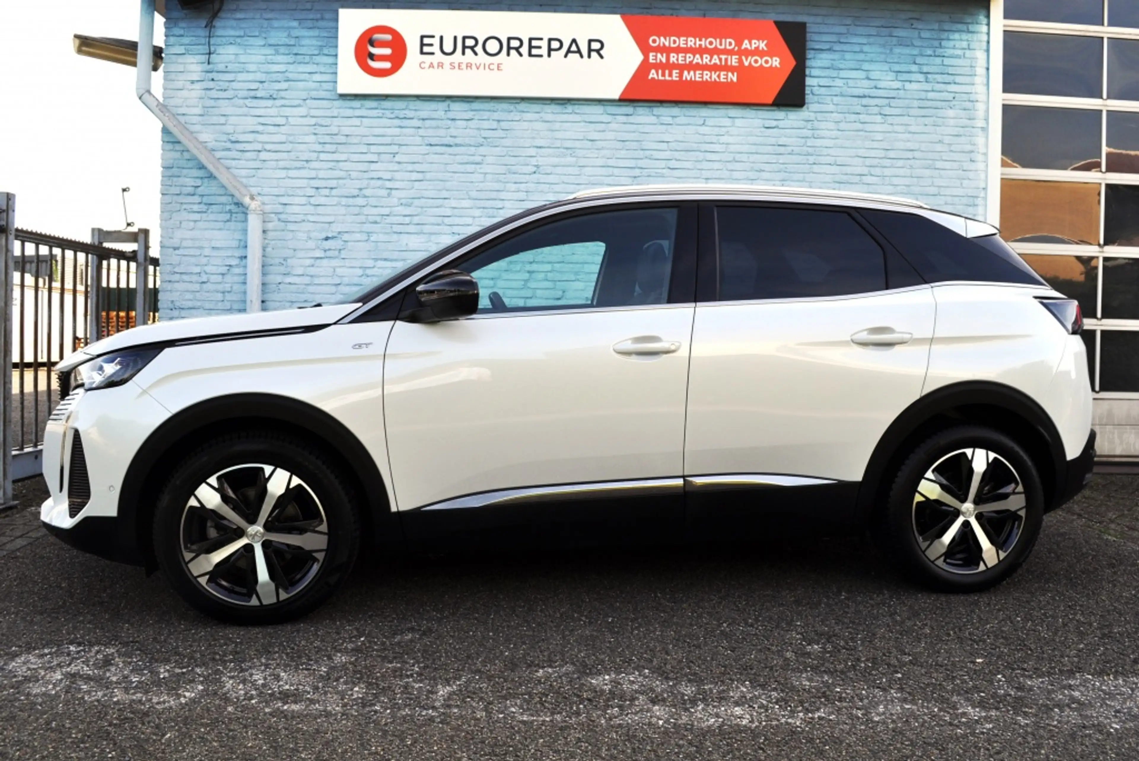 Peugeot 3008 1.2 GT Aut elstoel mass sv leer schd Al Focal ad,c — photo 3