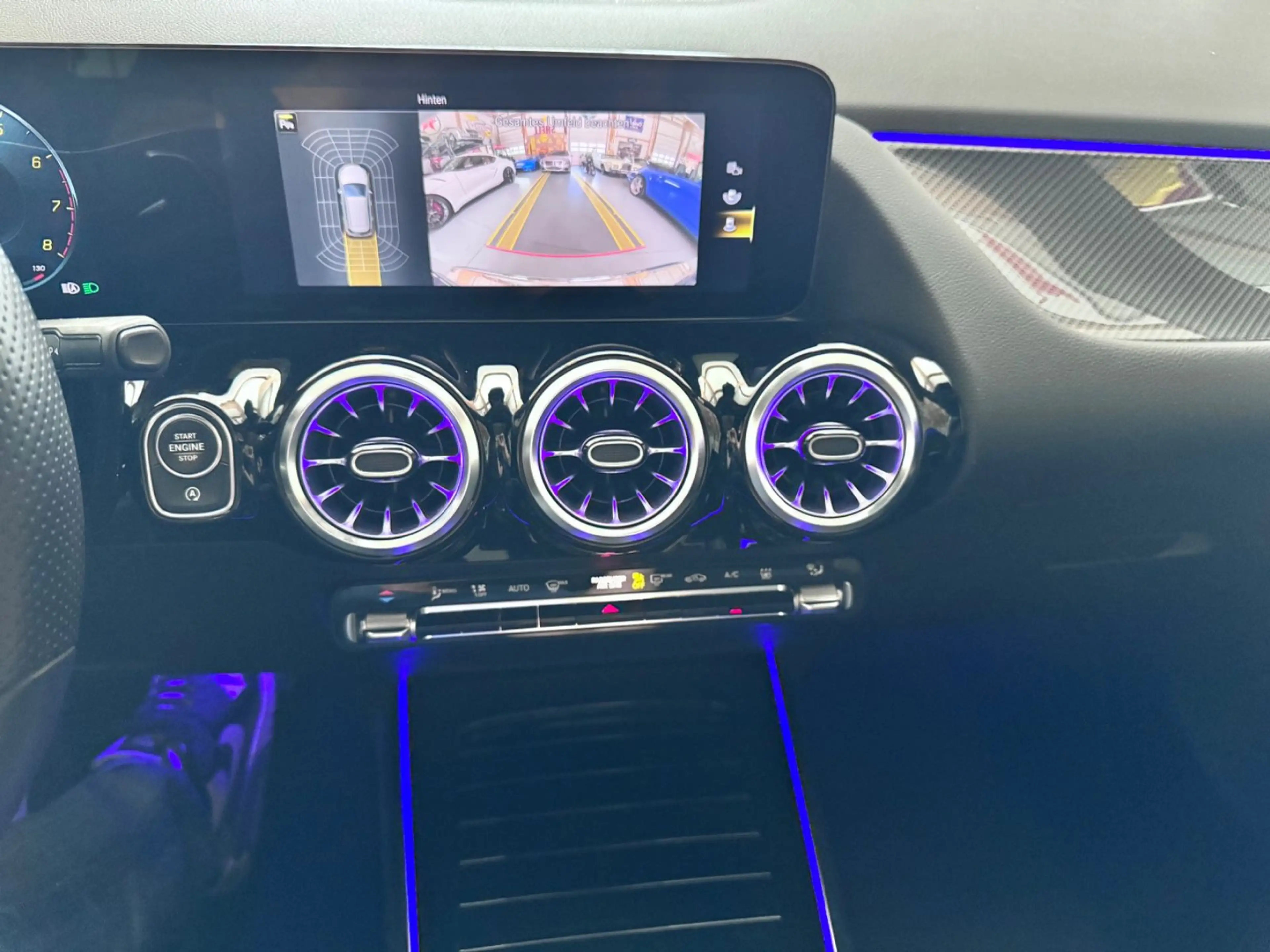 Mercedes-Benz B 250 4MATIC DCT AMG Line Panorama Standheizung — photo 11