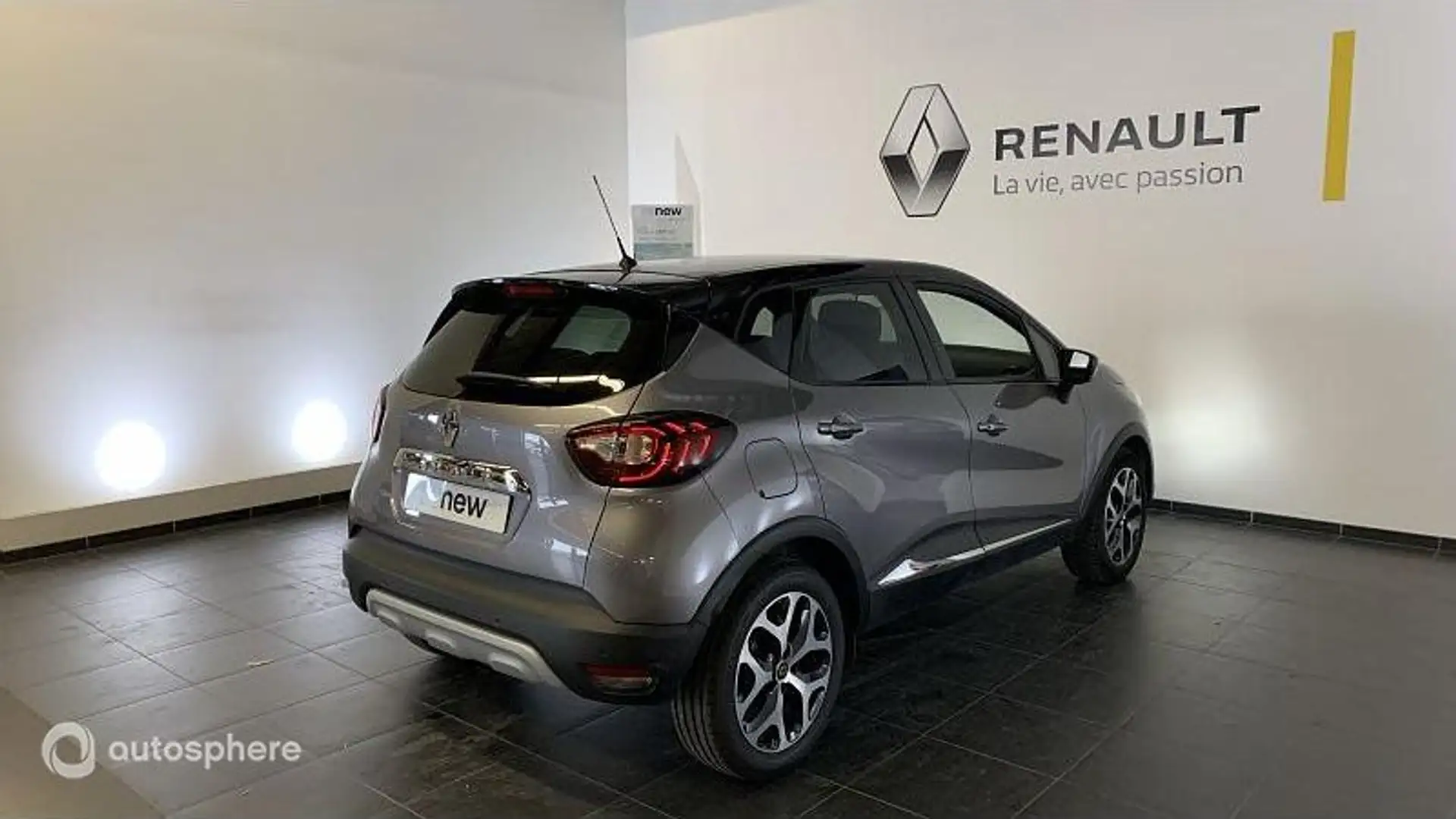 Renault Captur 0.9 TCe 90ch Intens - 19 - 2