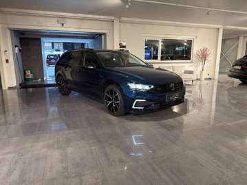 GTE 272PK PLUG IN HYBRIDE * MASSAGE * CAMERA * BLACK PACK PLUS * 19" R VELGEN * CAR PLAY * 23106KM!!!!!