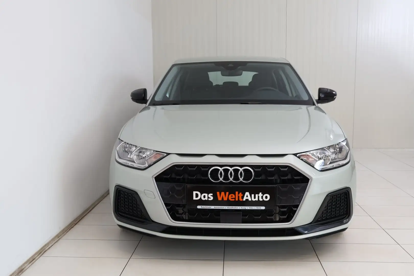 Audi A1 30 TFSI advanced Silber - 2