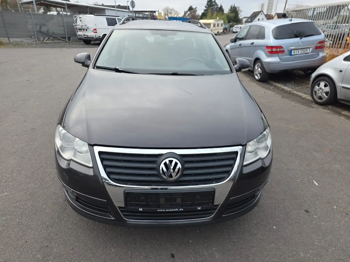 Volkswagen Passat Variant Comfortline Braun - 2