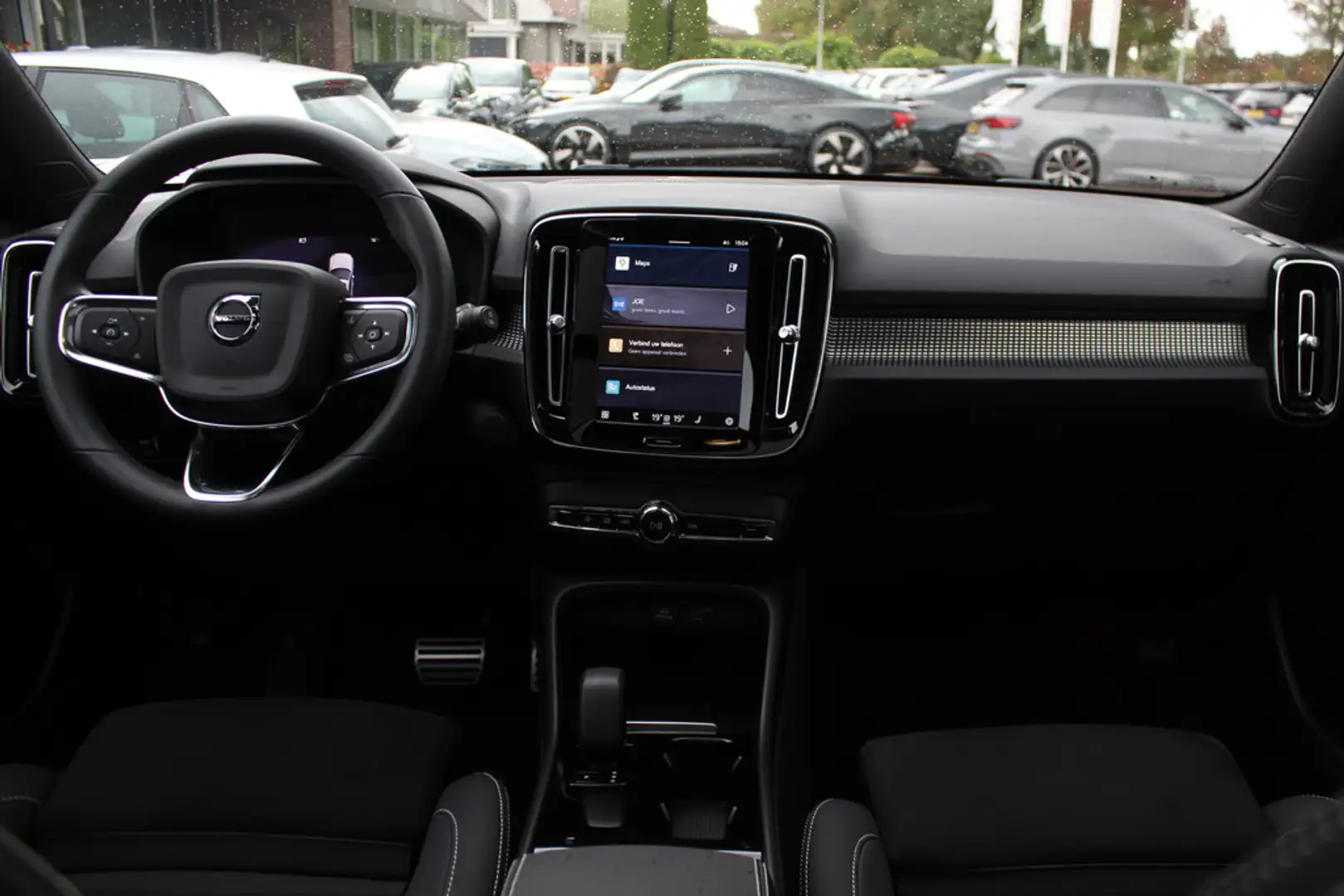 Volvo EC40 Single Motor Extended Range Ultra 82 kWh / Panoram Gris - 2