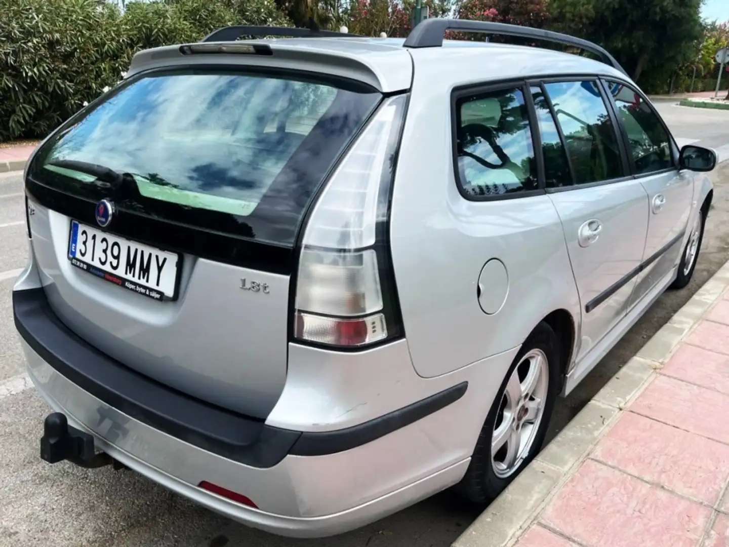 Saab 9-3 Berlina Automático de 5 Puertas Gris - 2